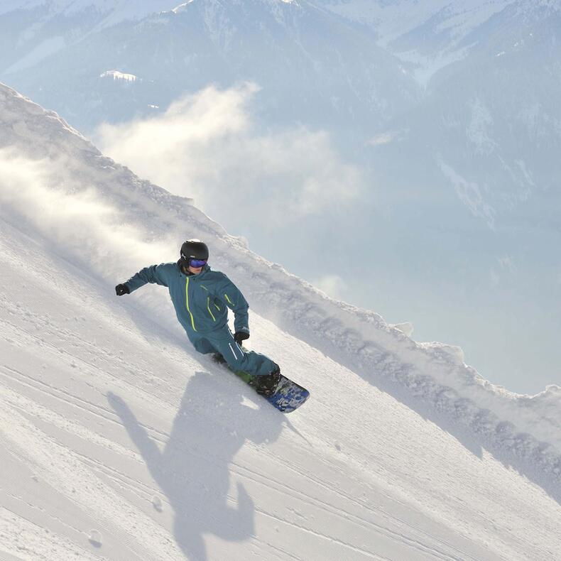 Snowboarding in Serfaus-Fiss-Ladis | © Fisser Bergbahnen GmbH, Sepp Mallaun