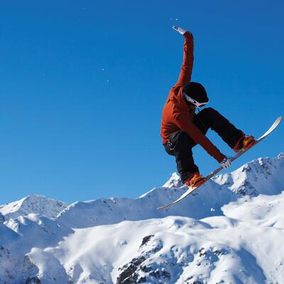 Snowboarder in the Serfaus-Fiss-Ladis Funpark  | © Christian Waldegger