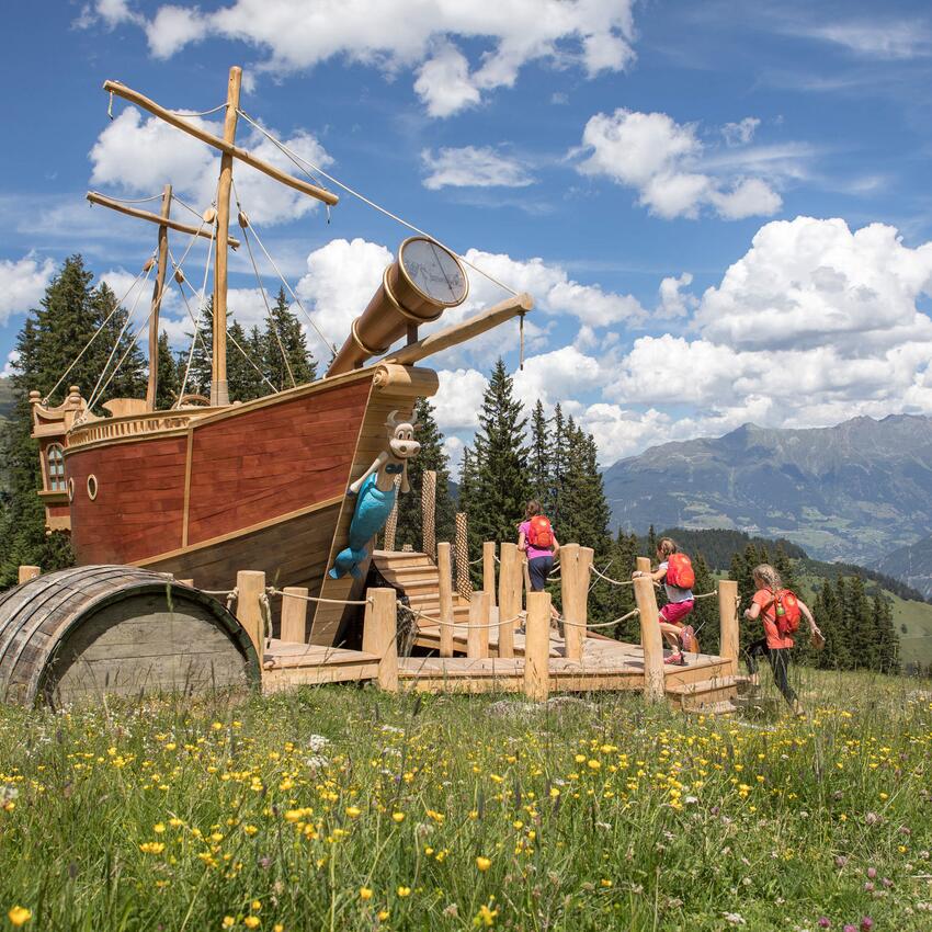 pirate boat in serfaus